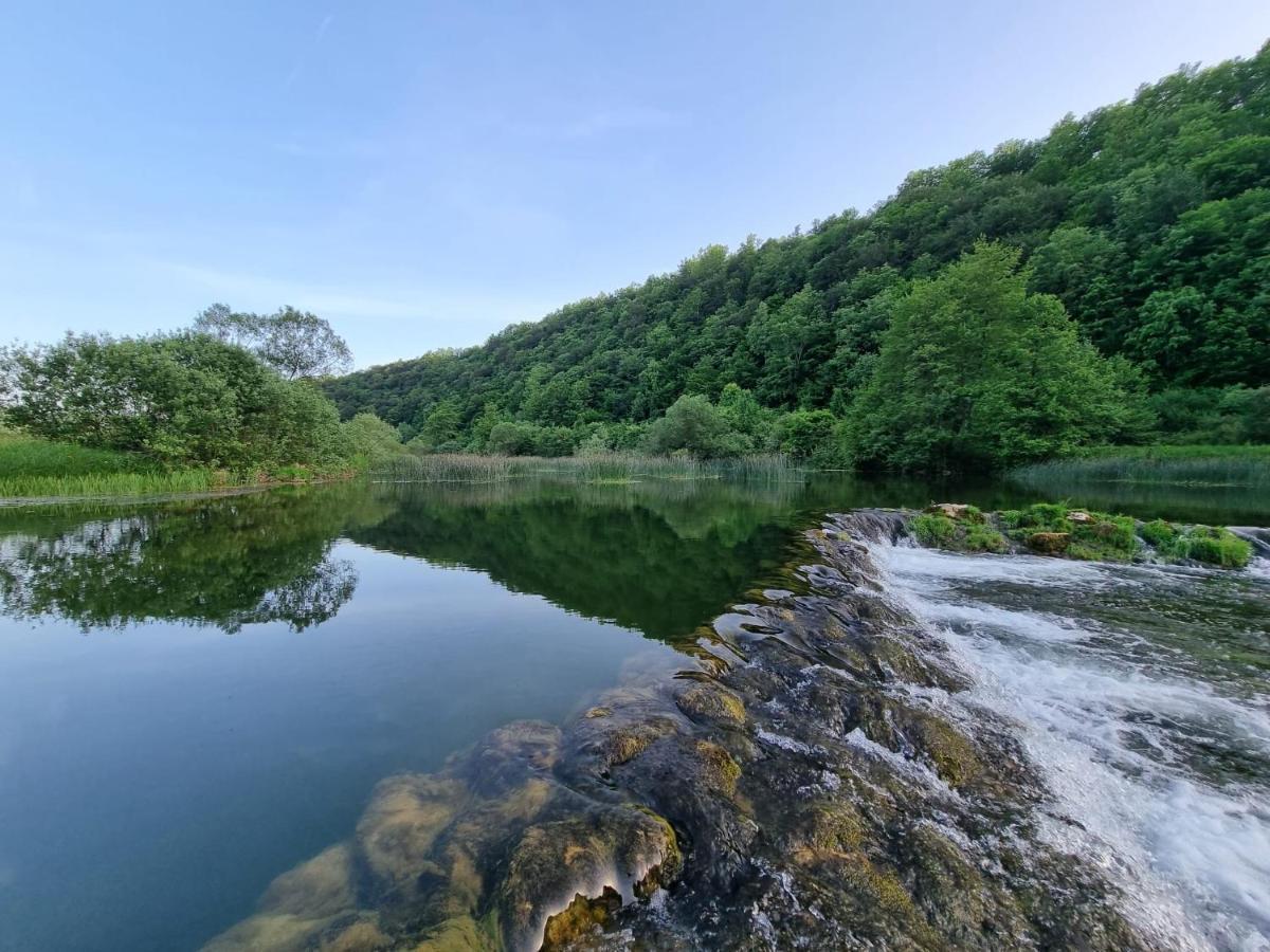 Ruralna Kuca Za Odmor Kablarovo Brdo Guest House Krnjak ภายนอก รูปภาพ